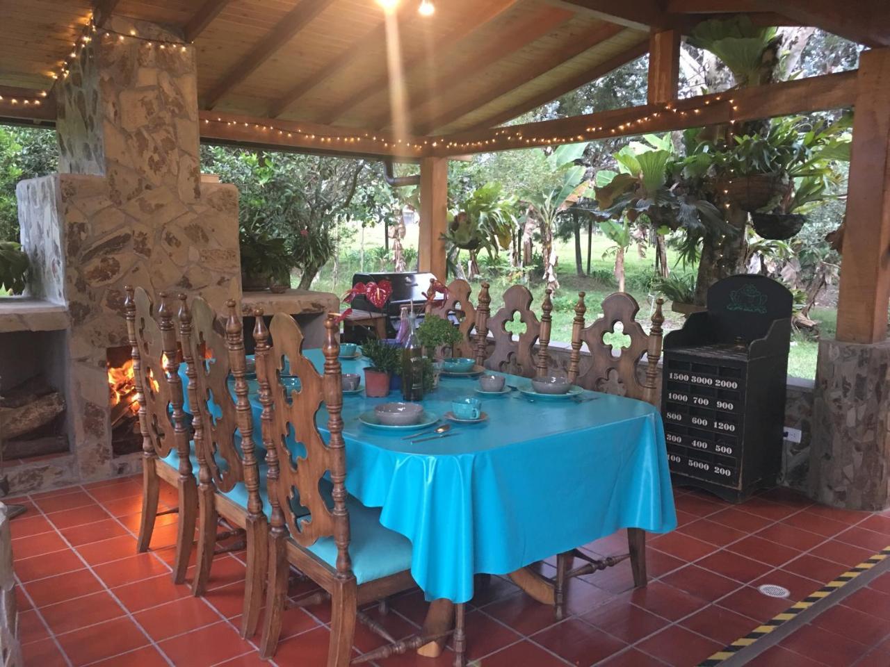 La Casa De Piedra Villa Guatapé Kültér fotó